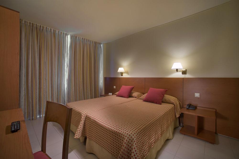 Hotel Mediterraneo Roses Dış mekan fotoğraf